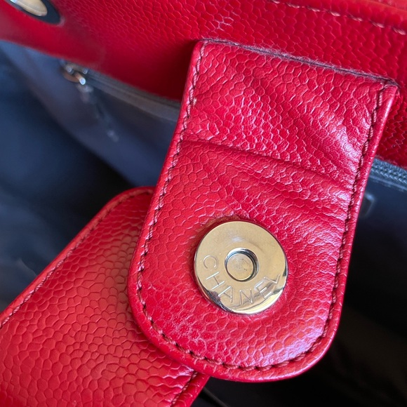 RARE!!! CHANEL PST XL RED QUILTED CAVIAR - Picture 14 of 16